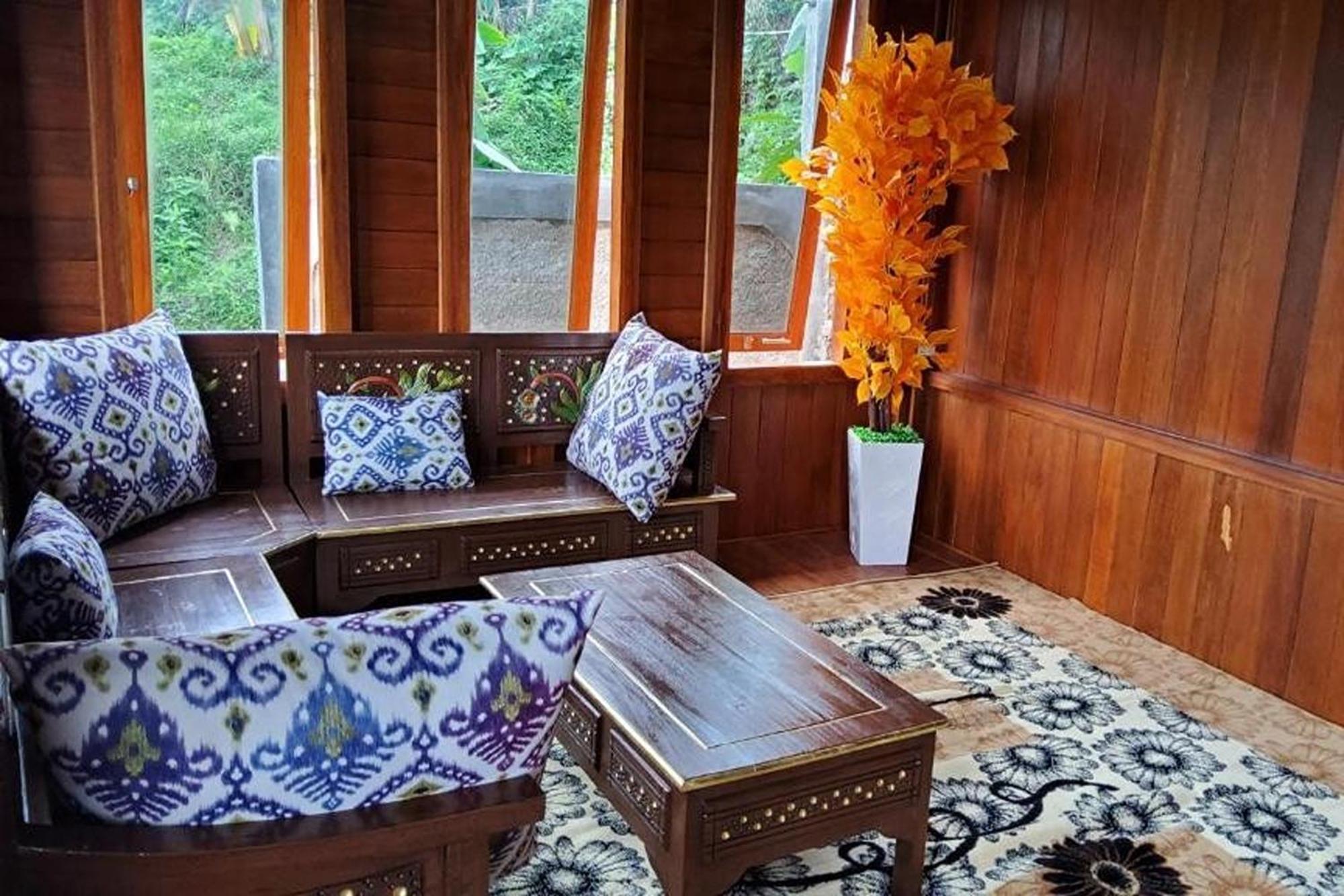 Zoya 1 Villa