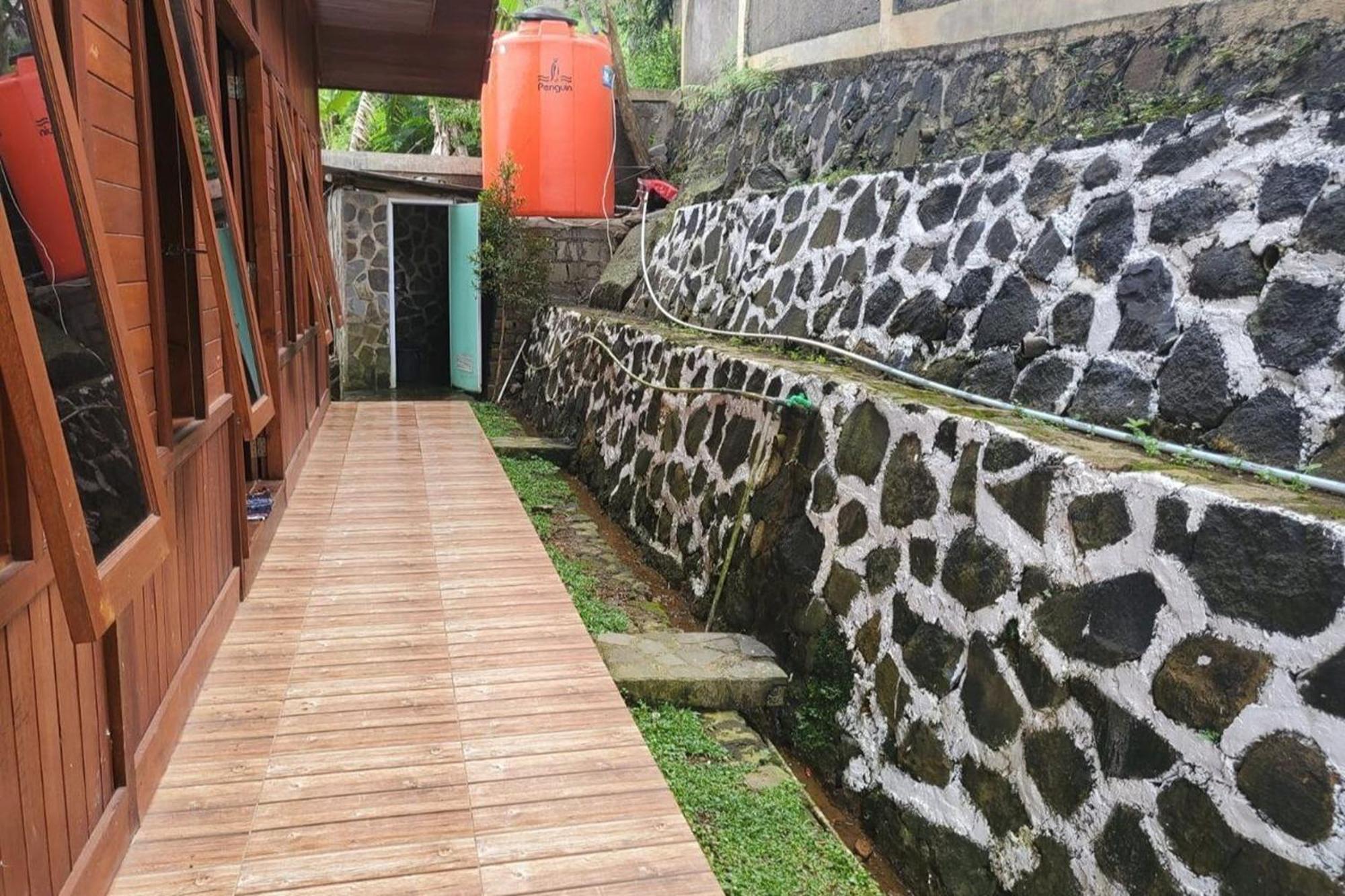 Zoya 1 Bogor